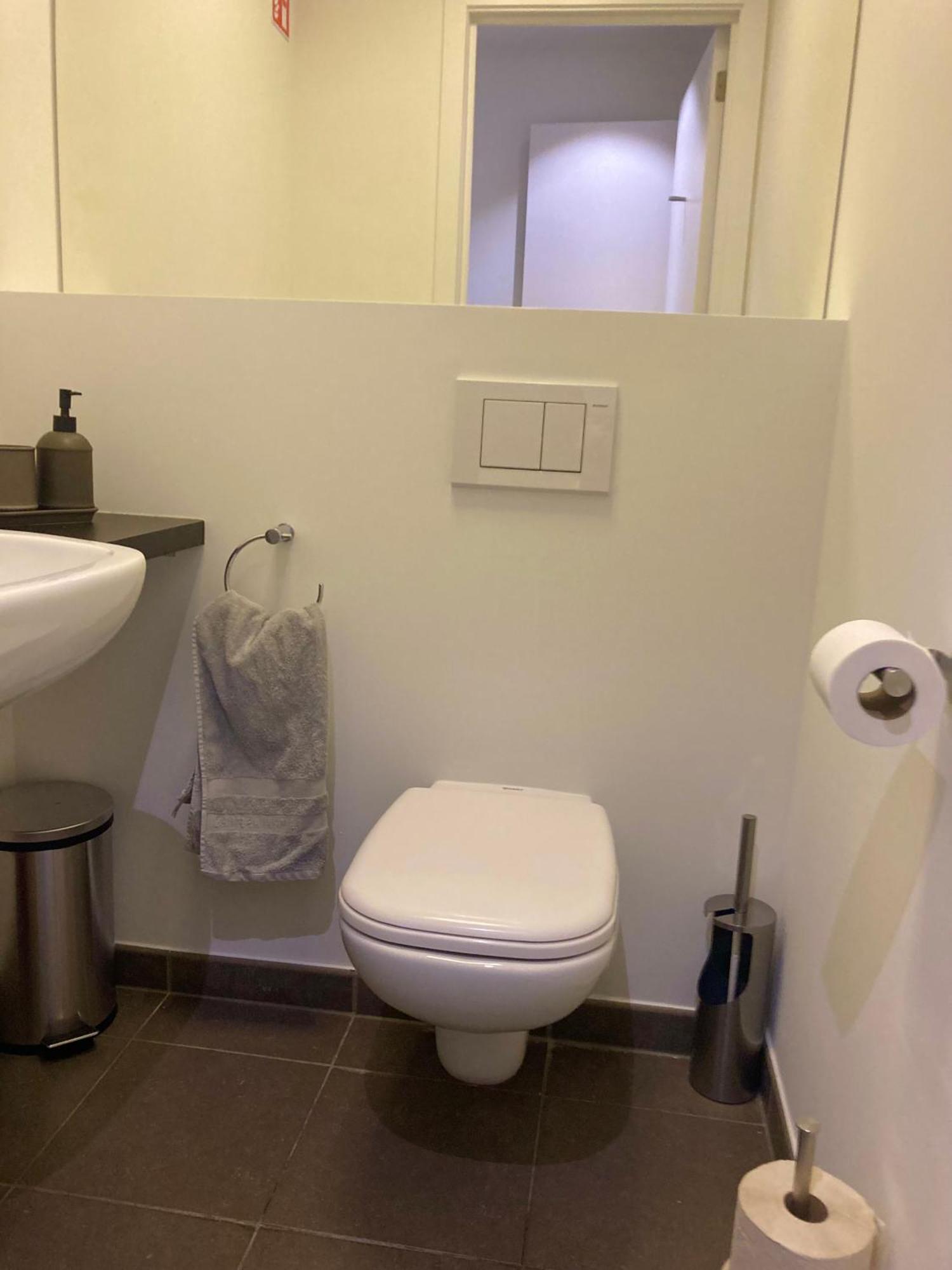 London Tower Apartments - Antwerpen Phòng bức ảnh